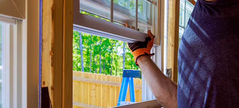 >Bay Window Curtain Rail Track in Iona, FL