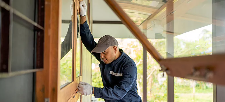 Double Hung Vinyl Window Sash Replacement in Iona, FL